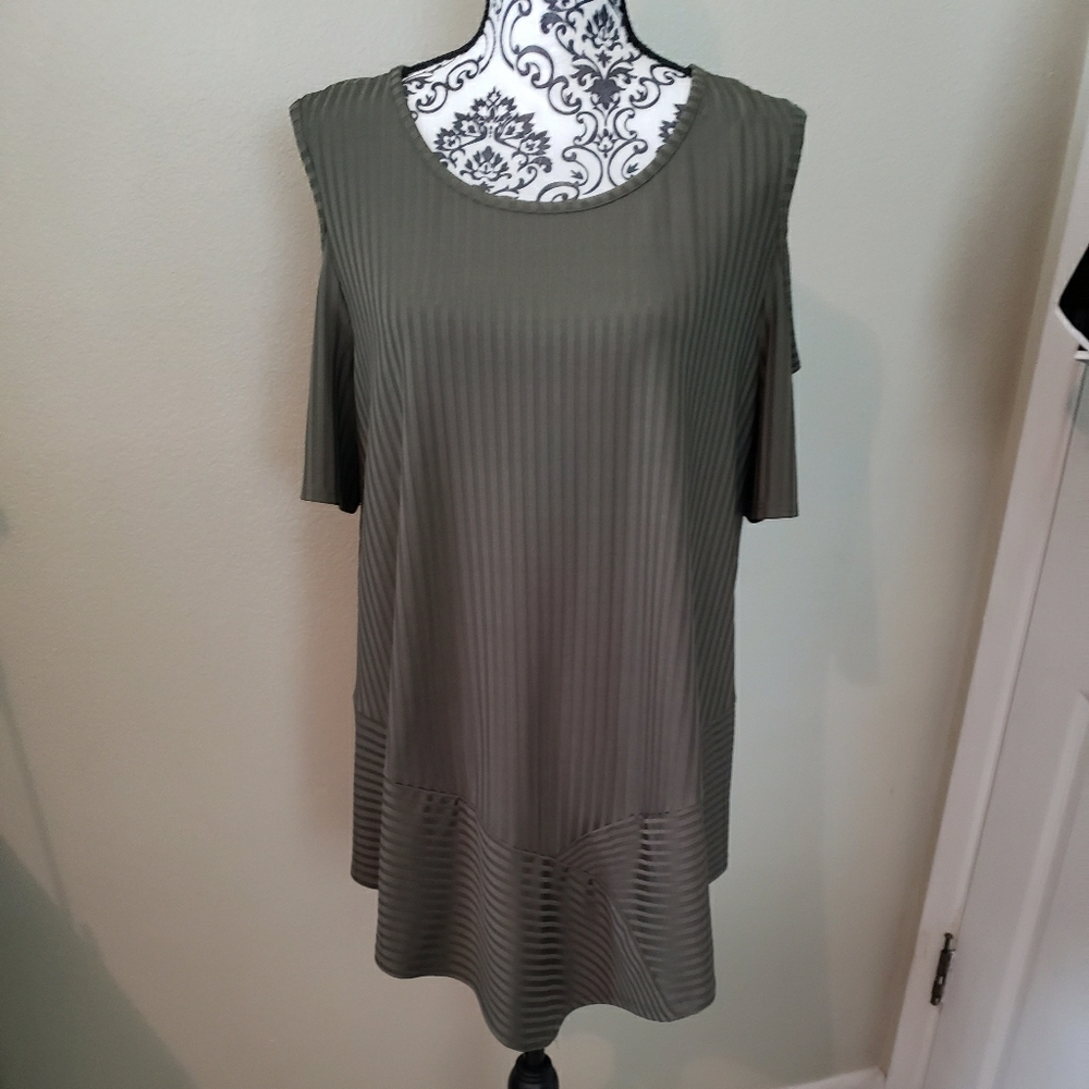 Cato olive green cold shoulder top